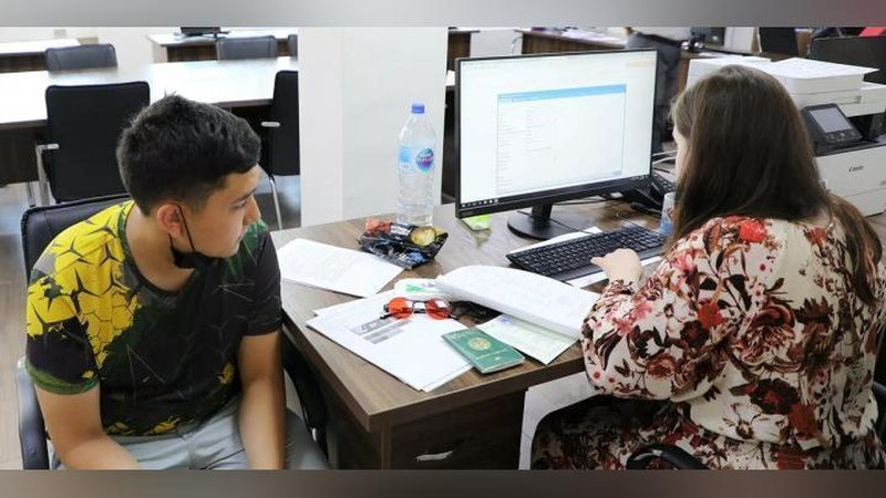 '1 iyuldan kasb-hunar maktablariga qabul boshlanadi'ning rasmi