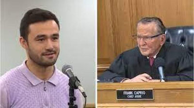 'AQShda o`zbekistonlik talaba yigit ishini taniqli sudya Frenk Kaprio ko`rdi(video)'ning rasmi