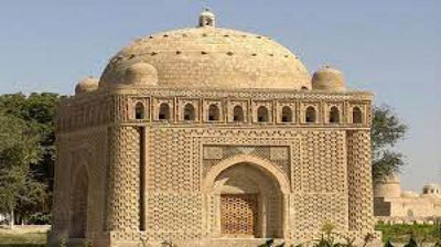 'Сомонийлар мақбарасининг лойи туя сутига қорилганми ёки хўроз қонига?'ning rasmi