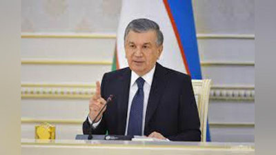 'Prezident xizmat ko`rsatish sohasini rivojlantrish bo`yicha videoselektor o`tkazadi'ning rasmi