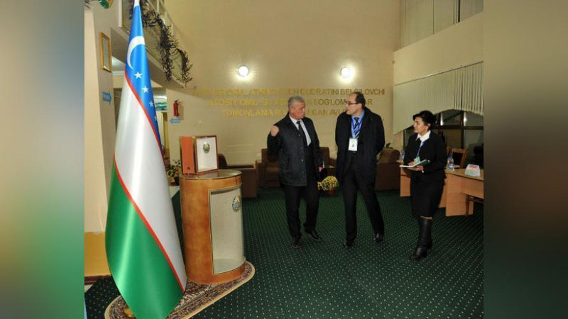 'Evgeniy Kozak: “Nafaqat Toshkent shahri balki, barcha viloyatlardagi saylov uchastkalarini ko`zdan kechirmoqchimiz”'ning rasmi