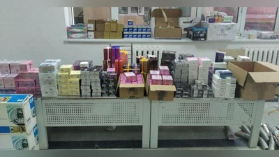 'Qoraqalpog`istondagi bojxona postida 228  million so`mlik kafolatlanmagan dori vositalari to`xtatib qolindi'ning rasmi