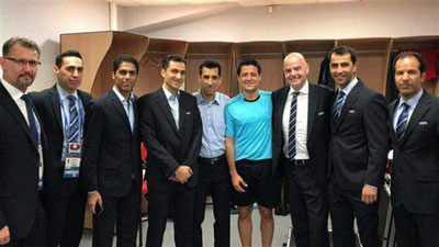 'Равшан Эрматов Россияда ФИФА президенти билан учрашди 'ning rasmi