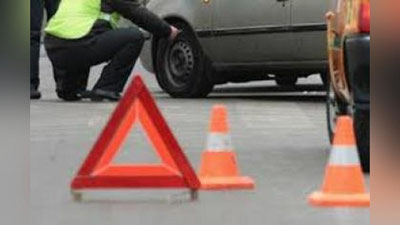 'Қашқадарёда Cobalt автобус бекатига урилди, 3 ҳалок бўлди'ning rasmi