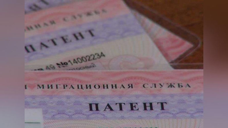 'O`zbekiston fuqarolari  Peterburgda ishga "patent" olish bo`yicha etakchilik qilishmoqda'ning rasmi