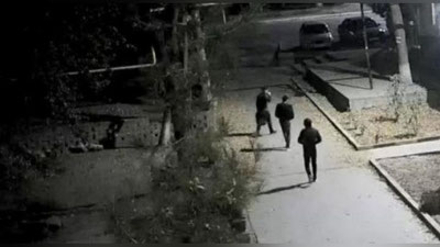 Изрображение 'На улице Катартал в Ташкенте трое молодых людей ограбили приезжего'