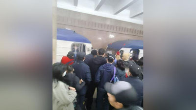 'Тошкент метросидаги поездлардан бирида яна техник носозлик юз берди'ning rasmi