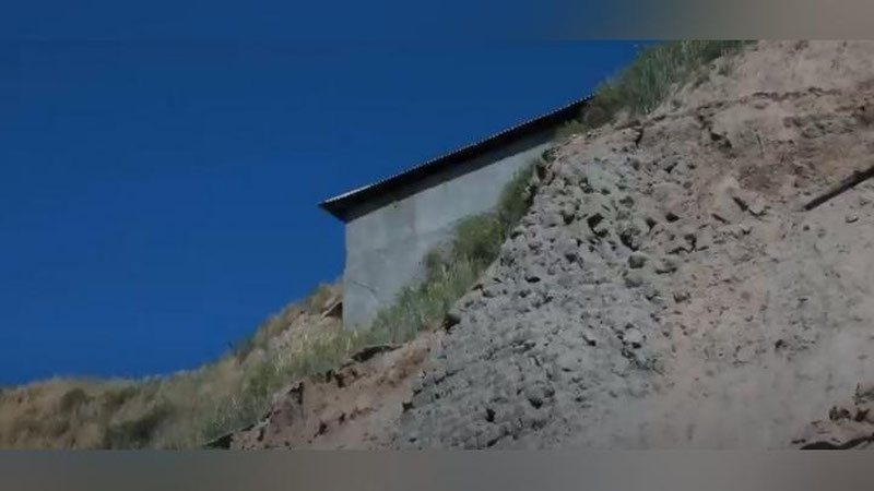 Изрображение 'В Самарканде на строителей стены кладбища бухарских евреев заведено уголовное дело (видео)'