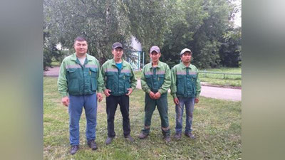 Изрображение 'Мэр Подольска поблагодарил рабочих из Узбекистана, спасших выпавшего из окна малыша'