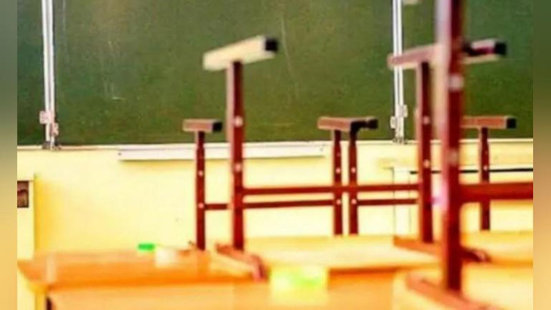 Изрображение 'В Кашкадарье распрощались с директорами школ, чьи выпускники не поступили в вузы'