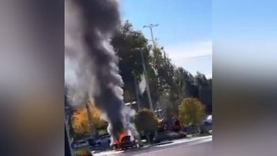 Изрображение 'В Ташкенте у Дворца "Туркистон" сгорела "Нексия" (видео)'