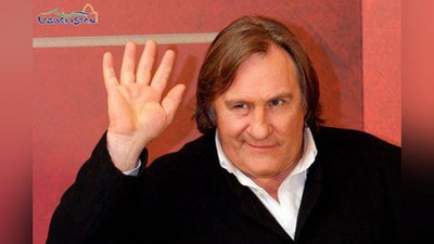 Изрображение 'Жерар Депардье прибыл в Ташкент'