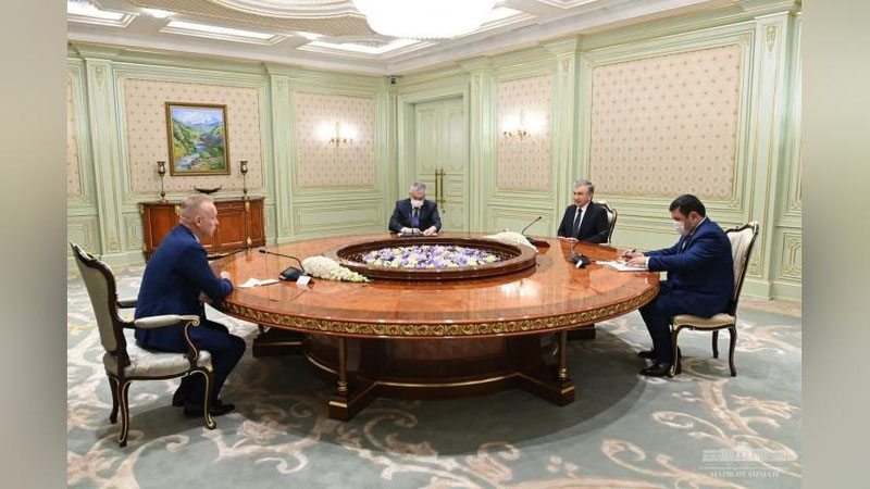 'Prezident Rossiyaning “Uralxim” kompaniyasi rahbarini qabul qildi'ning rasmi