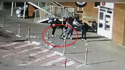 Изрображение 'В Подмосковье брошенная с балкона бутылка пробила девочке голову (видео)'