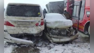 Изрображение 'Массовое ДТП на трассе Алматы-Ташкент в Казахстане: 26 человек пострадали (видео)'