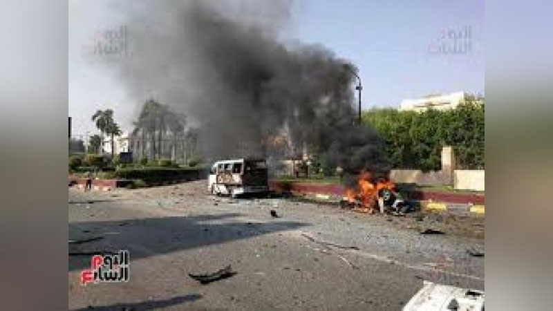 'Qohirada avtomobillar portlab ketdi'ning rasmi