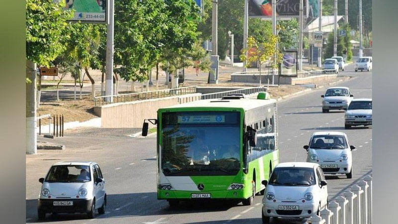 'Toshkentdagi ayrim avtobuslarning yo`nalish harakati qisqartirildi'ning rasmi