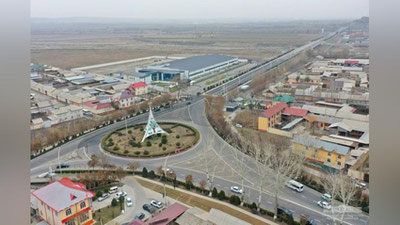 Изрображение 'Президент прибыл в самый восточный город Узбекистана'