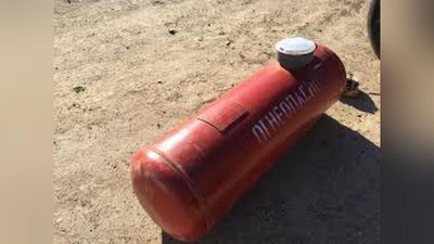 Изрображение 'В результате взрыва газового баллона в Бухаре серьезно пострадали 2 человека'