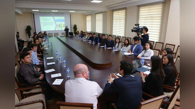 'Amerika talabalari o`zbekistonlik ko`ngilli yoshlarni loyihalarda birga ishlashga  taklif qildi'ning rasmi