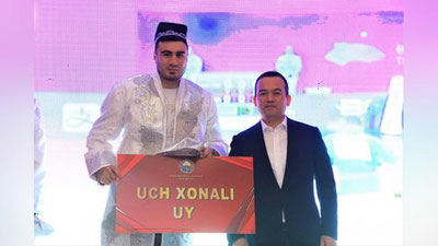 'Тадбиркорлар Баҳодир Жалоловга 3 хонали уй совға қилишди'ning rasmi