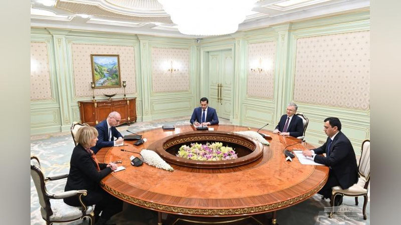 Изрображение 'Шавкат Мирзиёев провел переговоры с генеральным секретарем ОБСЕ Хельгой Шмид'