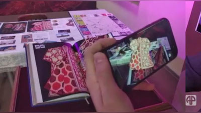 Изрображение 'ТАДЖИКСКИЕ СМИ ПОКАЗАЛИ ПЕРВУЮ В УЗБЕКИСТАНЕ КНИГУ С ДОПОЛНЕННОЙ РЕАЛЬНОСТЬЮ (ВИДЕО)'