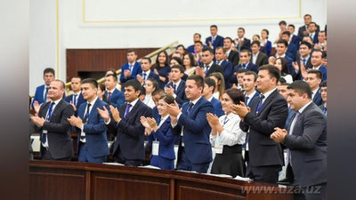 '​ЎЗБЕКИСТОН ЁШЛАР ИТТИФОҚИ ФАОЛИЯТИНИ ТАКОМИЛЛАШТИРИШ ДАСТУРИ ТАСДИҚЛАНДИ'ning rasmi