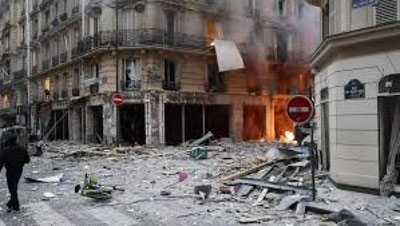 'Parij markazida kuchli portlash sodir bo`ldi, jarohatlanganlar bor   'ning rasmi