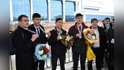 'Akademik lisey o`quvchilari xalqaro fan olimpiadasida 10ta medalni qo`lga kiritdi'ning rasmi