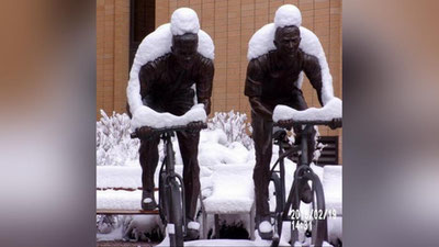 'Умрингизда арвоҳ пойгачиларни кўрганмисиз? (Фото)'ning rasmi