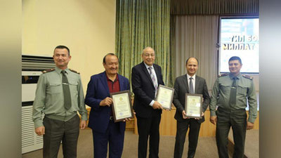 'Mudofaa vazirligida Davlat tiliga  bag`ishlangan ma`naviy-ma`rifiy kecha o`tkazildi'ning rasmi