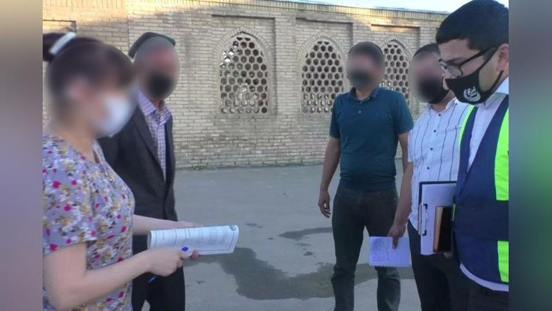'Навоийда уч ойлик боласини 2 хоналик уйга алмаштираётган аёл қўлга тушди'ning rasmi