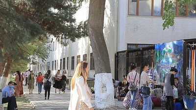 'O`zbekistonda talabalarning turar-joy bilan ta`minlanishini nazorat qiluvchi markaz ishga tushdi'ning rasmi