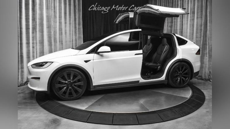 'AQSh prokuraturasi Tesla kompaniyasiga qarshi tergov boshladi'ning rasmi