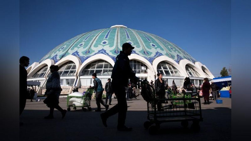 'Germaniyadan deportasiya qilingani afg`onlar avval O`zbekistonda keltiriladi'ning rasmi