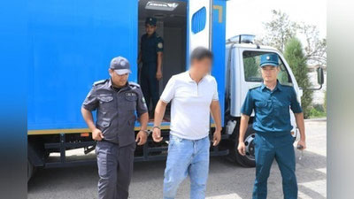 'Сурхондарёда ҳокимдан адолат талаб қилган директорни калтаклаган эркак 3,5 йилга қамалди'ning rasmi