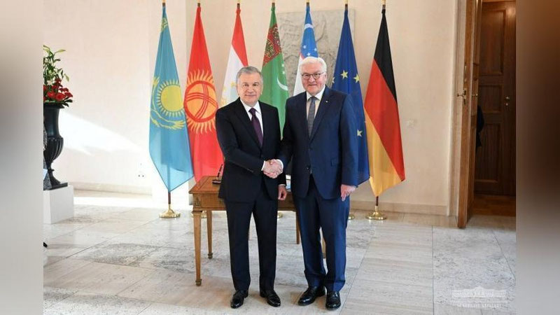 'Shavkat Mirziyoev Germaniya Prezidenti bilan uchrashdi'ning rasmi