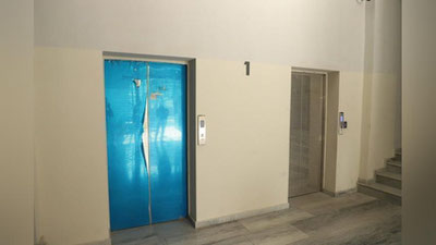 'Тошкентда ичида одамлари бўлган лифт 9-қаватдан тушиб кетди'ning rasmi