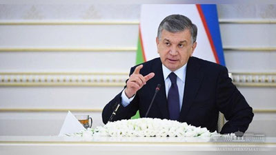 'Davlatimiz rahbari videoselektor yig`ilishi Tibbiyot xodimlari kuni arafasida o`tkazilayotganini ta`kidlab, sohaning barcha vakillarini bayram bilan tabrikladi'ning rasmi