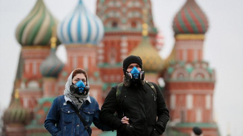 Изрображение 'Новогодние елки и массовые мероприятия в Москве отменили из-за коронавируса'