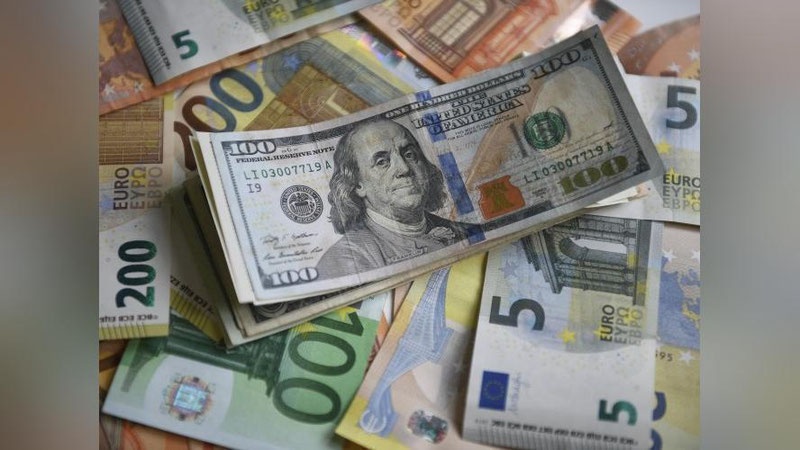 'O`zbekistonda dollar kursi yana ko`tarildi'ning rasmi
