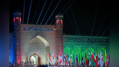 Изрображение 'Внутренние туры и общественные мероприятия временно приостановлены'