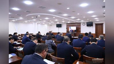 Изрображение 'Президент провел совещание по вопросам развития трех отраслей в регионах'