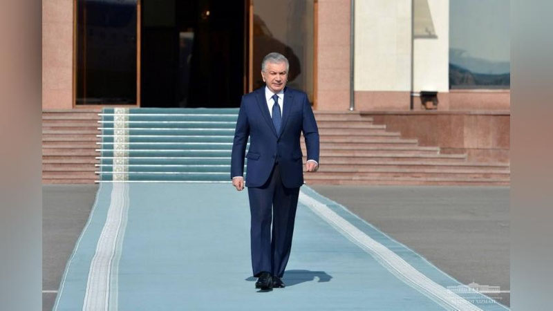 'Prezident Tojikistonga jo`nab ketdi'ning rasmi