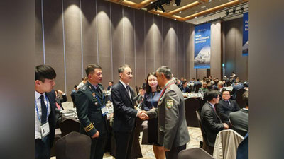 'Mudofaa vazirligi delegasiyasi xalqaro aviakosmik va mudofaa texnologiyalari ko`rgazmasida qatnashdi'ning rasmi