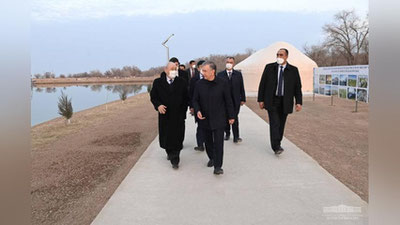 'Президент кечга бориб яна икки туманга ташриф буюрди (фото)'ning rasmi