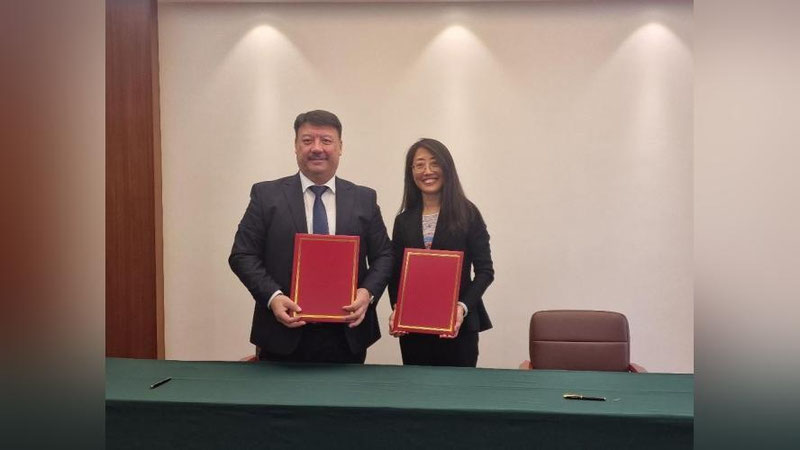 'Ўзбекистон ва Хитой ўртасидаги авиақатновлар ҳафтасига 100 тага етказилади'ning rasmi