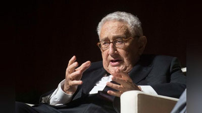 '"Qo`shma Shtatlar Moskva va Pekin bilan "urush yoqasida"'ning rasmi