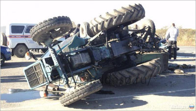 'Denovda “Traktor”ni quvib o`tmoqchi bo`lgan haydovchi 2 kishining halok bo`lishiga sababchi bo`ldi'ning rasmi